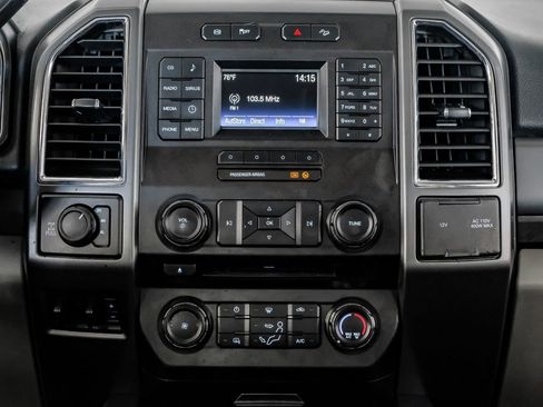 Used 2017 Ford F250 XLT w/ XLT Value Package image 23