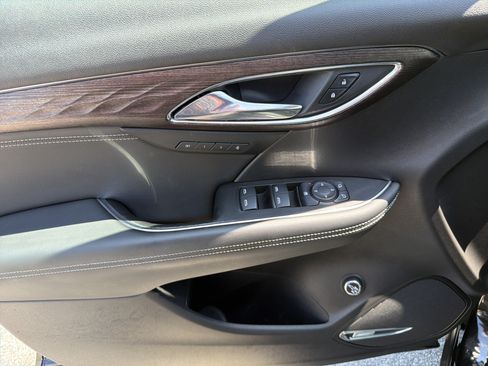 Certified 2023 Buick Envision Avenir FWD image 11
