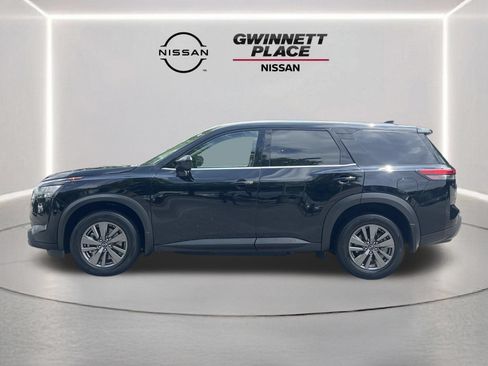Used 2024 Nissan Pathfinder S FWD image 22