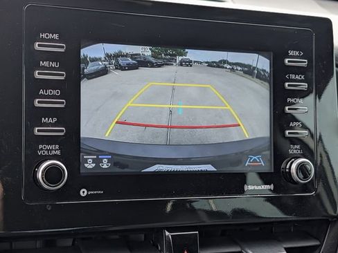 Used 2024 Toyota Camry SE image 18