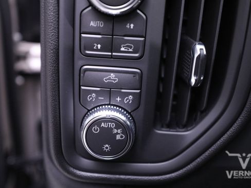 New 2026 GMC Sierra 1500 Pro w/ Graphite Edition image 17