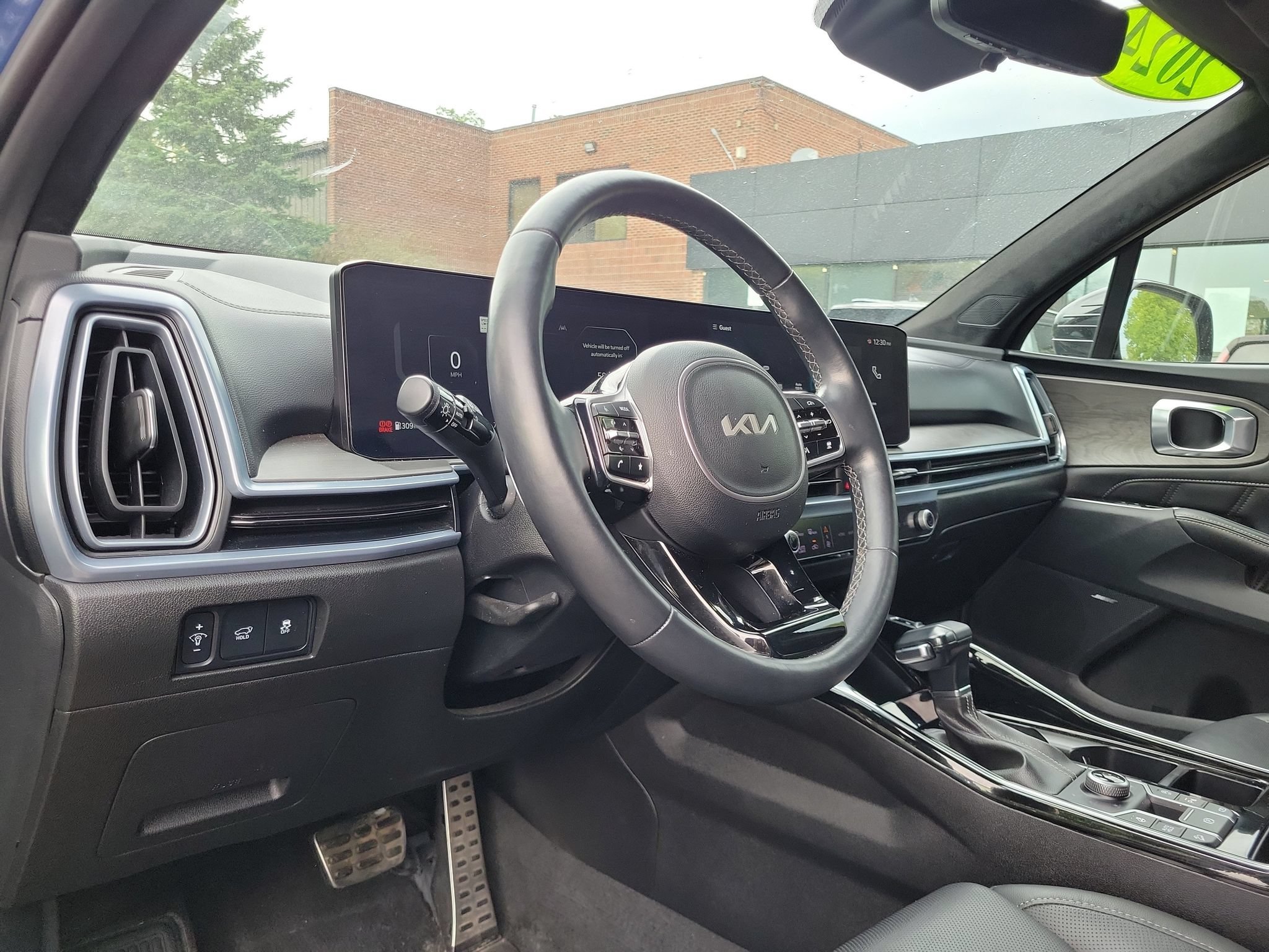 Certified 2024 Kia Sorento SX Prestige AWD/4WD image 6