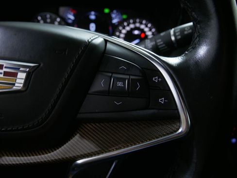 Used 2019 Cadillac XT5 Platinum image 27