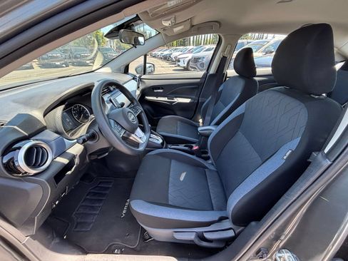 Used 2025 Nissan Versa SV FWD image 24