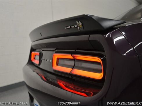 Used 2022 Dodge Challenger R/T Scat Pack RWD image 41