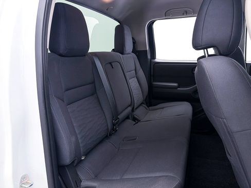 Used 2022 Nissan Frontier S w/ Technology Package RWD image 31