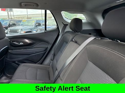 Used 2023 GMC Terrain SLE w/ Driver Convenience Package FWD image 18