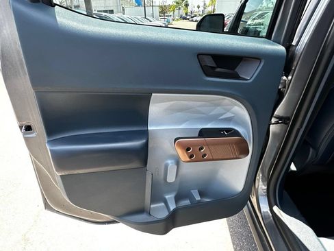 Used 2022 Ford Maverick Lariat w/ Lariat Luxury Package FWD image 19