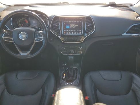 Used 2021 Jeep Cherokee Limited image 6