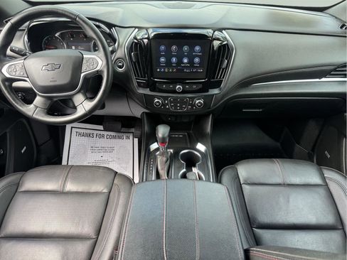 Used 2023 Chevrolet Traverse RS AWD/4WD image 15