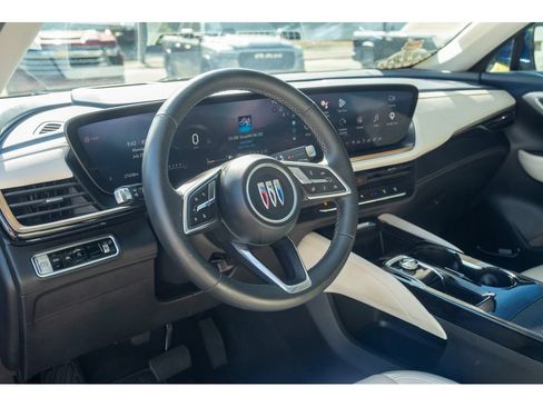 Used 2024 Buick Envision Avenir AWD/4WD image 11