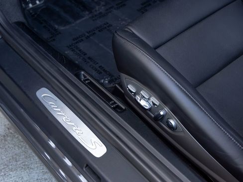 Certified 2017 Porsche 911 Carrera S RWD image 27