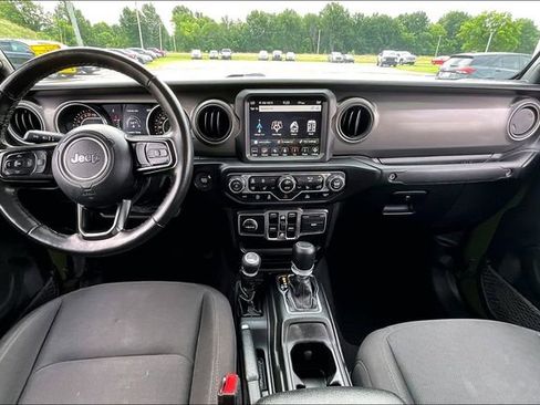 Used 2022 Jeep Gladiator Sport AWD/4WD image 8