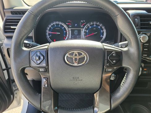 Used 2019 Toyota 4Runner TRD Off-Road Premium image 17