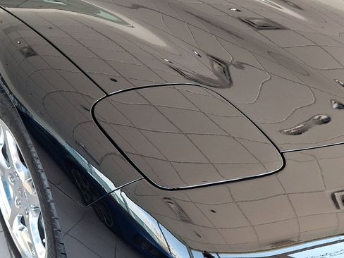 Used 2004 Chevrolet Corvette Convertible w/ Preferred Equipment Group image 9