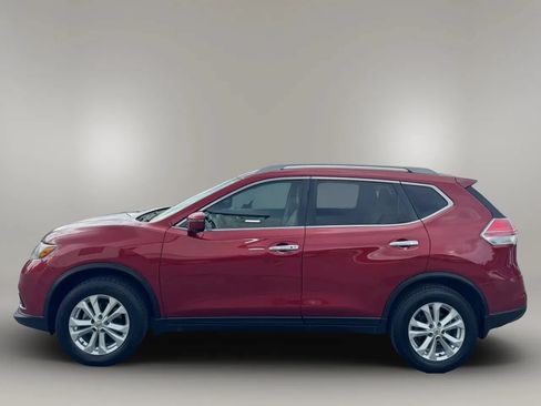 Used 2016 Nissan Rogue SV w/ SV Premium Package FWD image 4