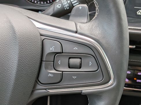 Used 2023 Buick Envision Essence w/ Technology Package I FWD image 28