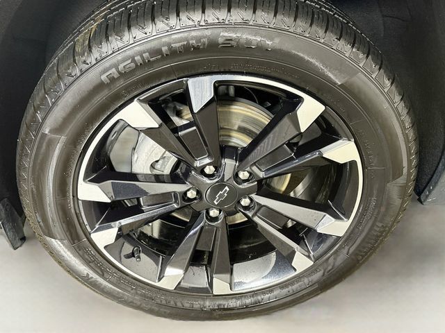 Used 2025 Chevrolet Equinox RS w/ Safety and Technology Package AWD/4WD image 14