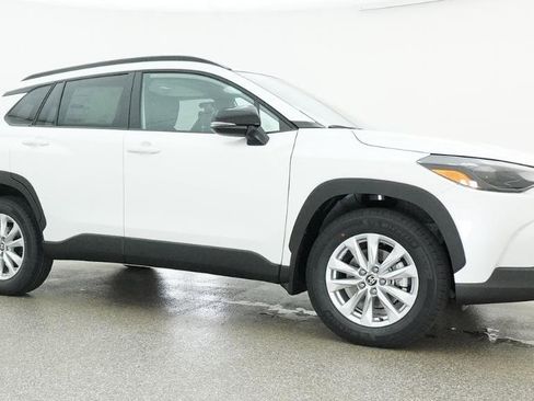 New 2026 Toyota Corolla Cross LE image 15