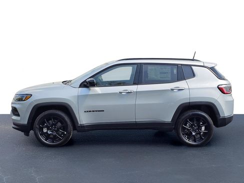 New 2026 Jeep Compass Latitude AWD/4WD image 13