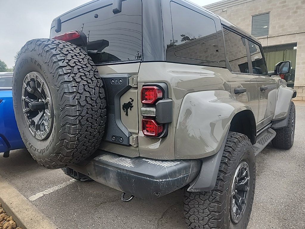 Used 2025 Ford Bronco Raptor AWD/4WD image 5