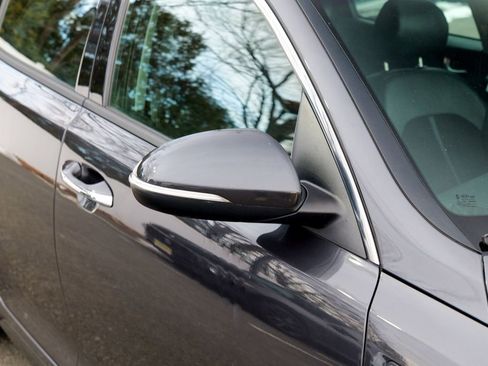 Used 2019 Kia Optima S w/ S Panoramic Sunroof Package image 10