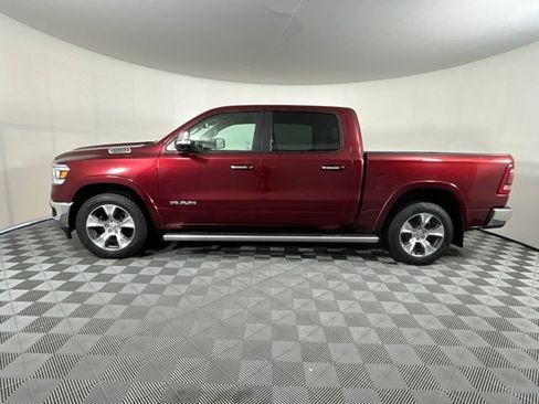 Used 2019 RAM 1500 Laramie AWD/4WD image 9