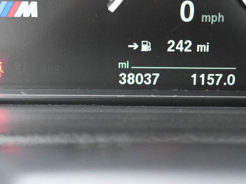 Used 2015 BMW M4 Convertible image 19