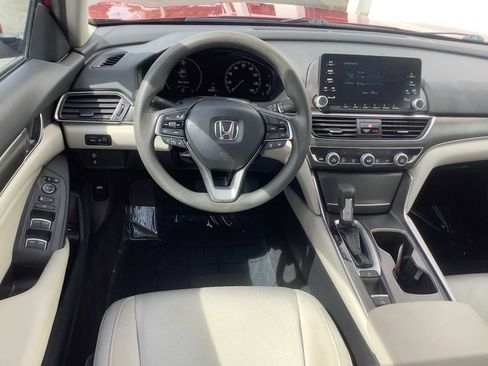 Certified 2019 Honda Accord LX image 10