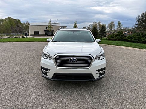 Used 2022 Subaru Ascent Limited w/ Technology Package AWD/4WD image 4