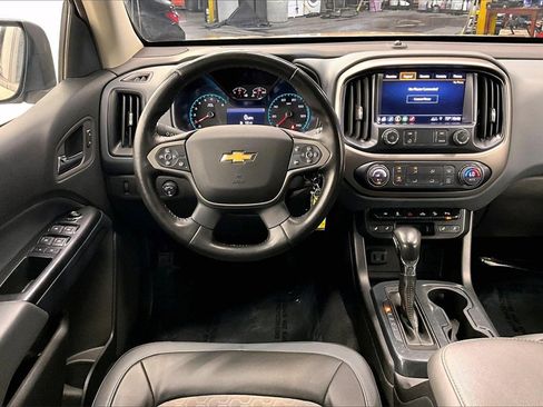 Used 2022 Chevrolet Colorado Z71 image 4