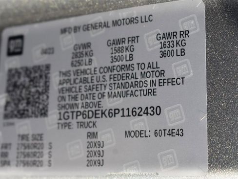 Used 2023 GMC Canyon AT4 w/ LPO, Sports Bar Package image 46