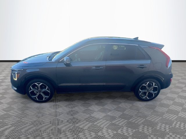 Used 2025 Kia Niro EX Touring FWD image 2