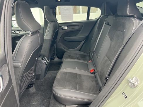 Certified 2023 Volvo C40 P8 Recharge Ultimate w/ Protection Package Premier image 27