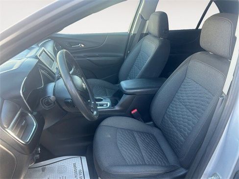 Used 2021 Chevrolet Equinox LT image 9