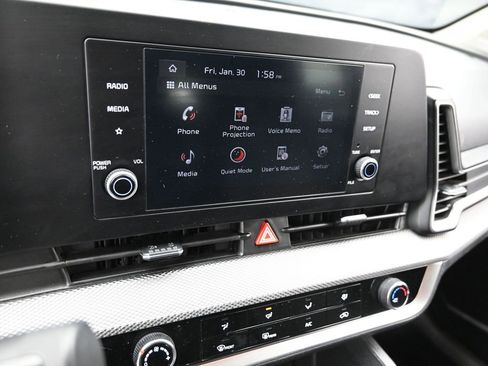 Used 2023 Kia Sportage LX AWD/4WD image 15