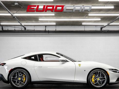 Used 2023 Ferrari Roma image 6