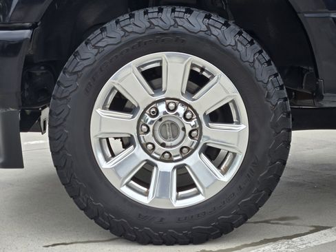 Used 2020 Ford F350 Platinum image 11