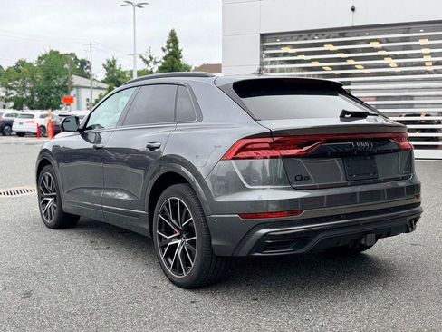 Used 2023 Audi Q8 Prestige AWD/4WD image 4