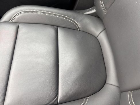 Certified 2023 Chevrolet Traverse LT image 22