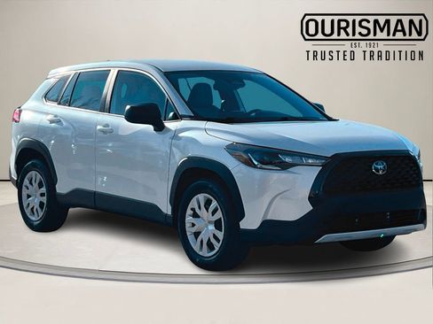 Used 2024 Toyota Corolla Cross L image 1