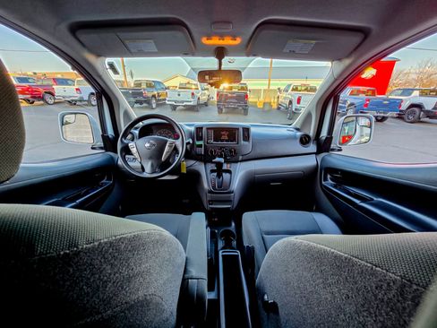 Used 2021 Nissan NV200 SV w/ Sliding Door Glass Package FWD image 31