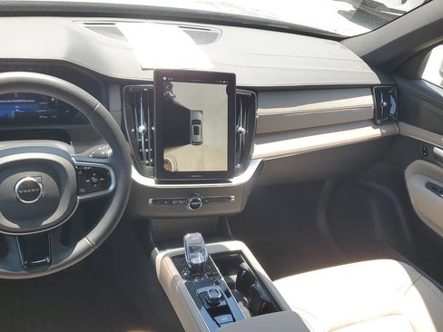 Used 2026 Volvo XC90 B6 Plus AWD/4WD image 21