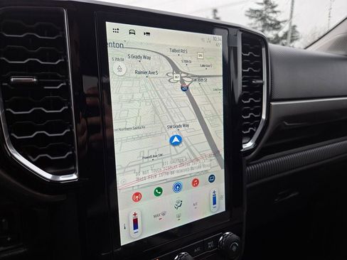 New 2025 Ford Ranger XLT w/ FX4 Off-Road Package image 11