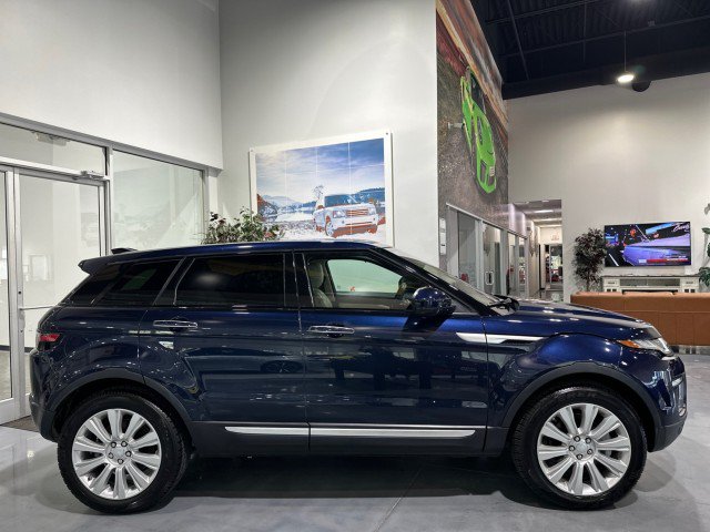 Used 2017 Land Rover Range Rover Evoque HSE AWD/4WD image 23