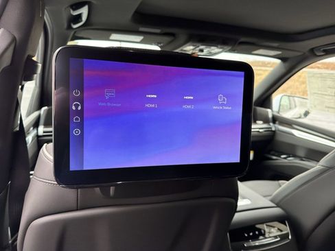 New 2026 Cadillac Escalade ESV Luxury image 30