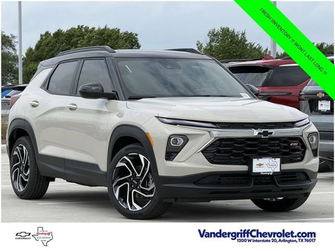 New 2026 Chevrolet TrailBlazer RS w/ Convenience Package FWD image 2