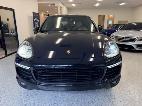 Used 2016 Porsche Cayenne AWD/4WD image 13