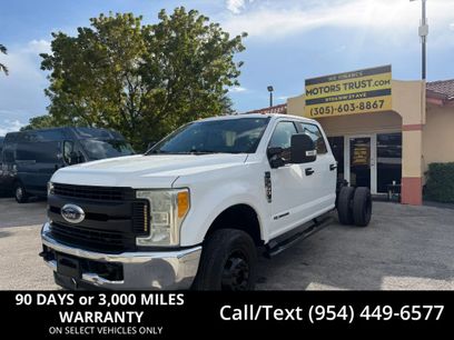 Used 2017 Ford F350 4x4 Crew Cab XL DRW w/ Power Equipment Group