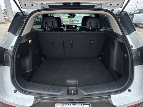 Used 2024 Buick Encore GX Sport Touring image 24